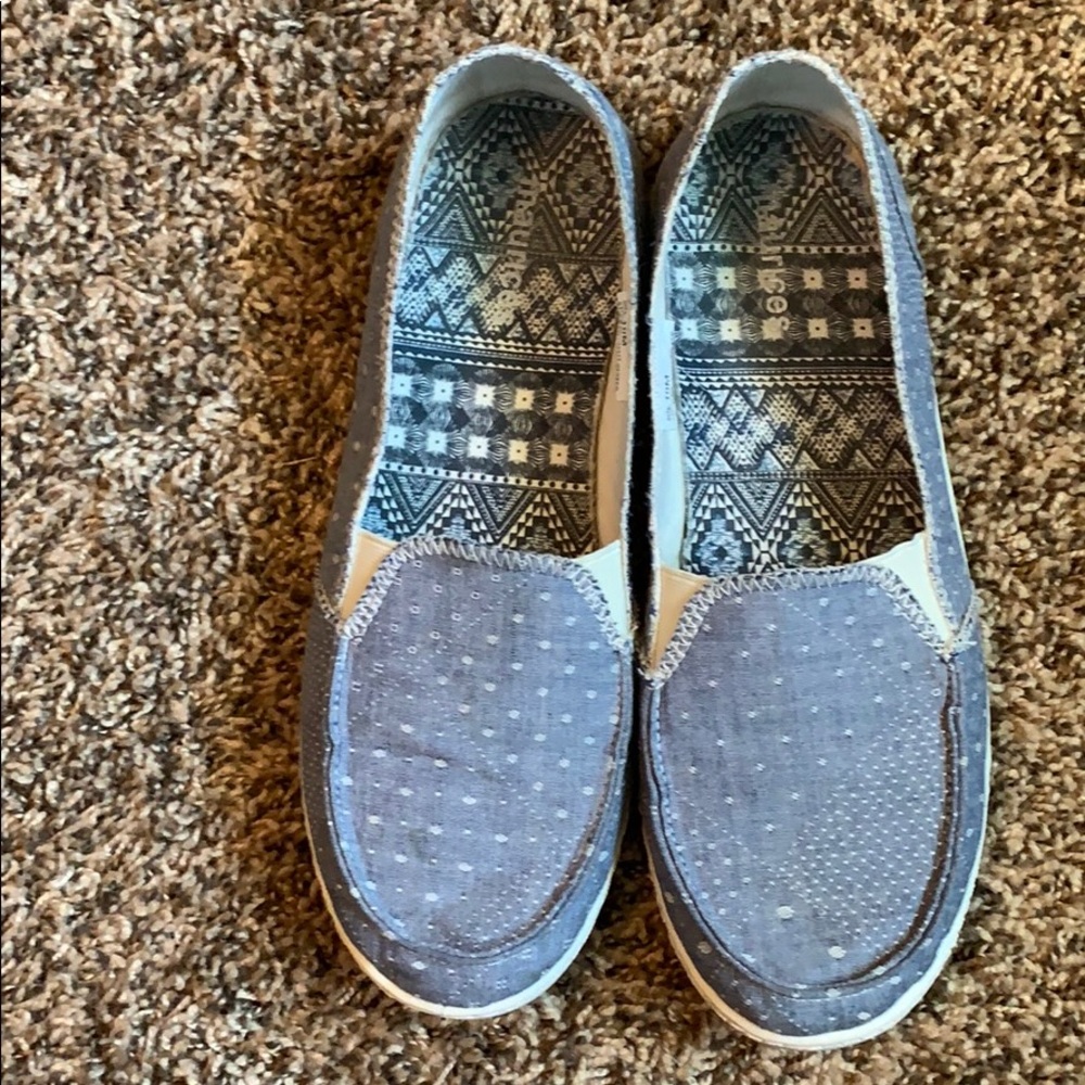 Maurice’s slip on shoe